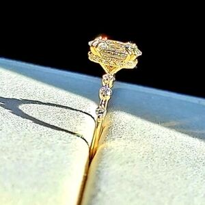 14k gold 2ct F VS1 lab oval diamond ring with side lab diamond